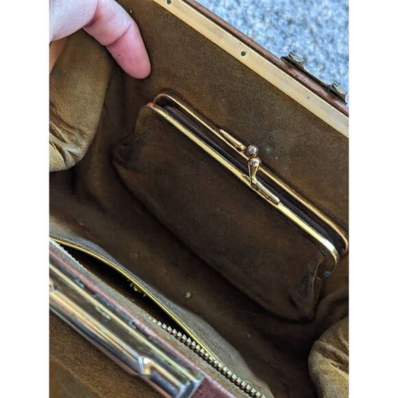 Vintage 30's-40's Alligator Bag Woven Handle and Feet! - Picture 8 of 11